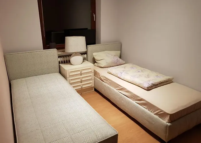 Schoene Mitten In Daire *