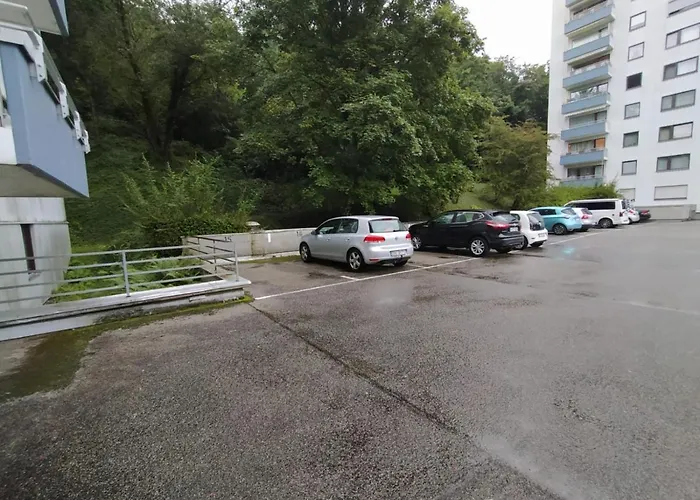 Schoene Mitten In Daire