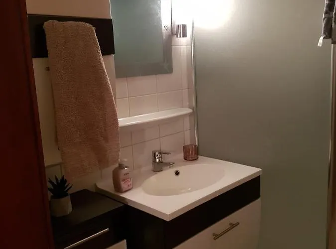 Schoene Mitten In Daire *